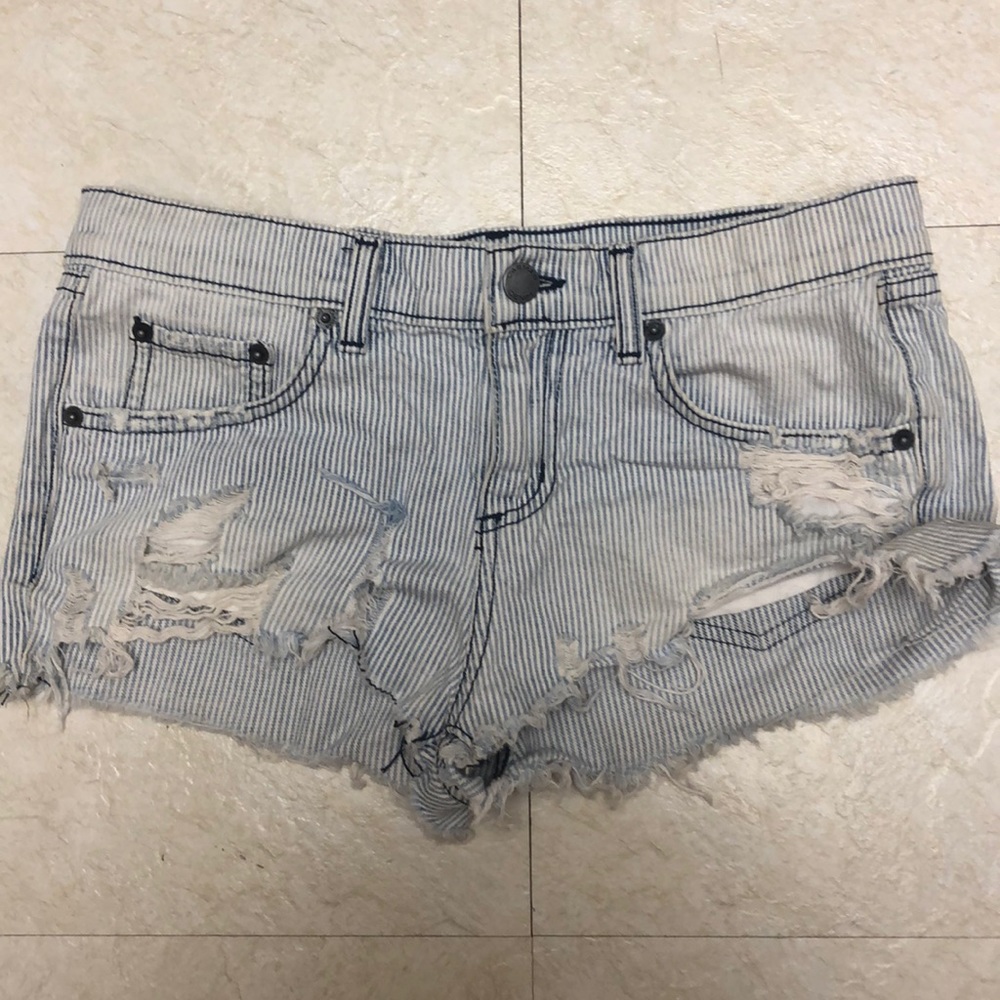 Striped shorts from LF